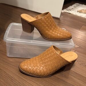 Madewell Braided leather  Mule 8.5